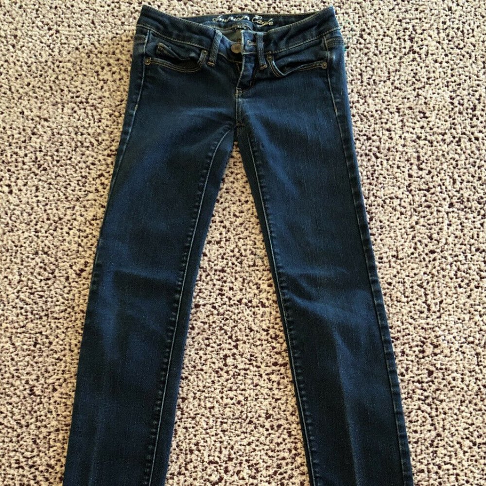 American Eagle Super Skinny Size 00 Length 28